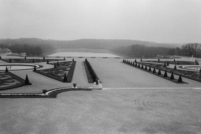 Versailles, janvier 1983.