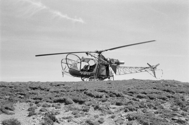 Hélicoptère (Alouette II)